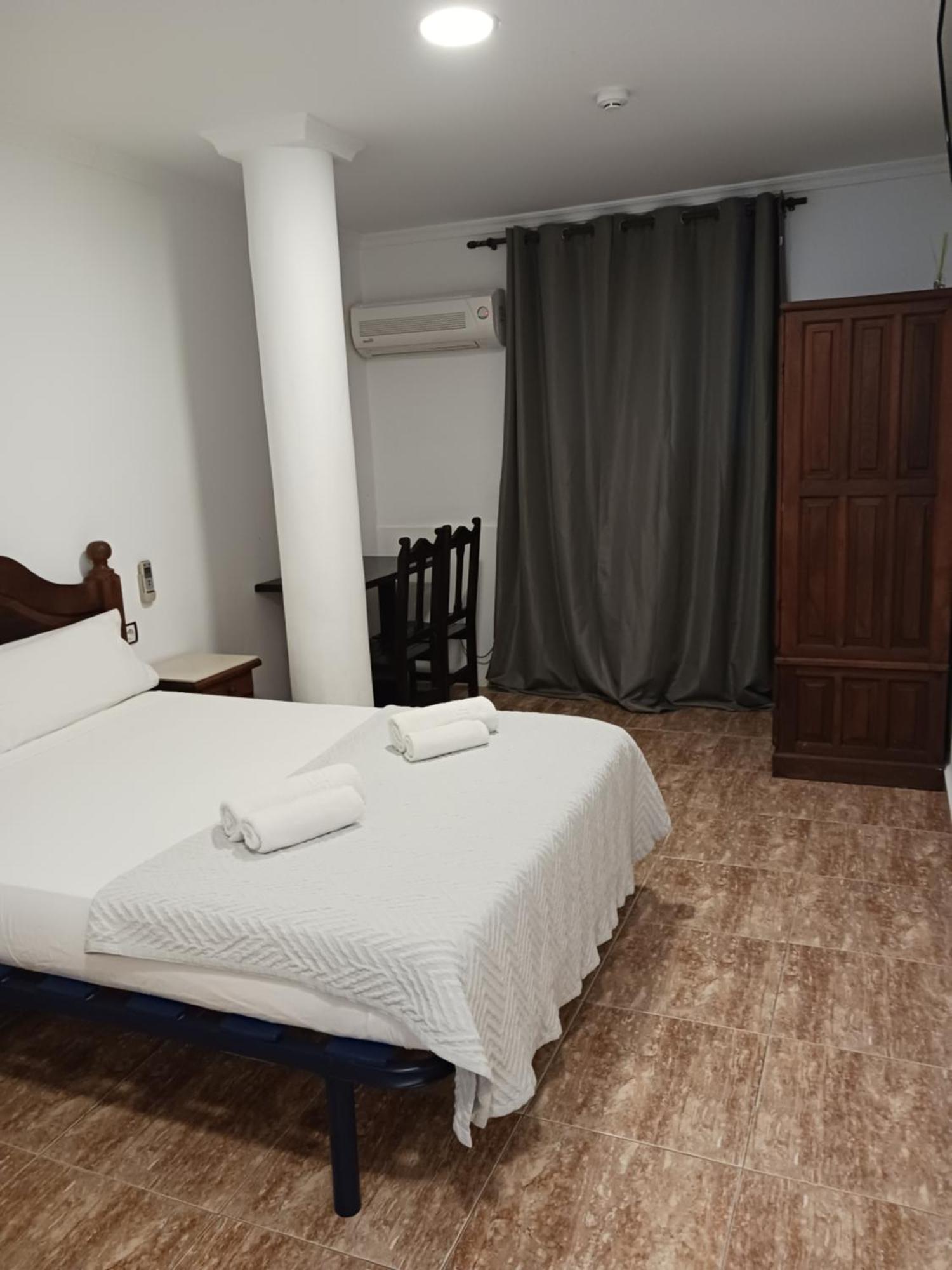 Hotel Manantiales Torremolinos Exterior foto